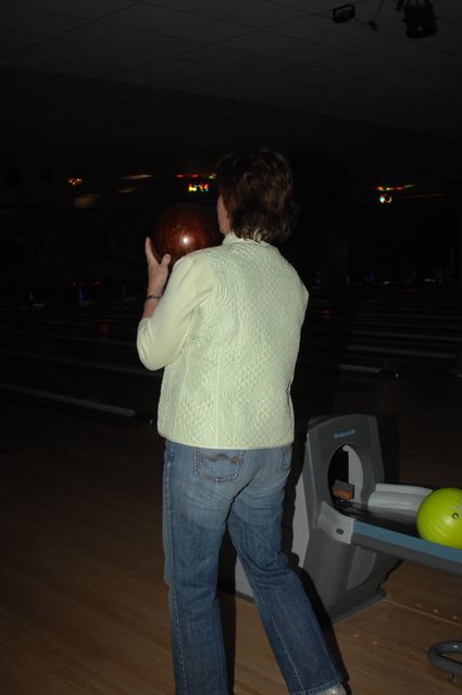 118-AHJFBowlingforEquestrians-2-18-07-DeRosaPhoto.jpg