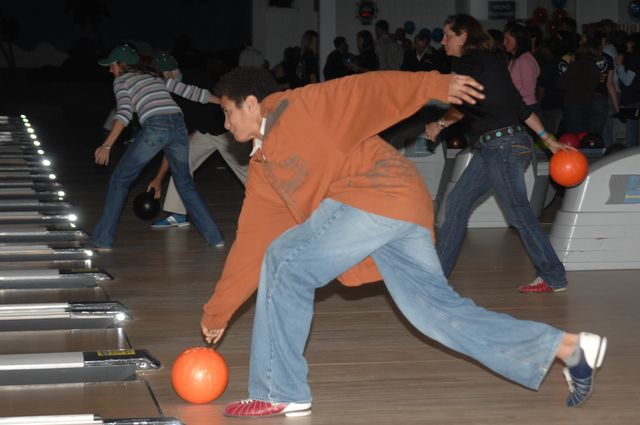 192-AHJFBowlingforEquestrians-2-18-07-DeRosaPhoto.jpg