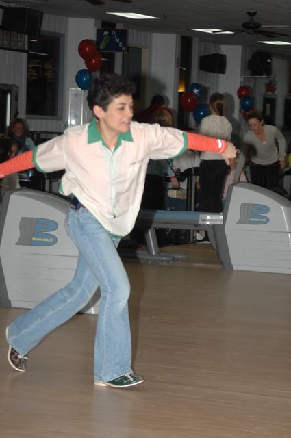 247-AHJFBowlingforEquestrians-2-18-07-DeRosaPhoto.jpg