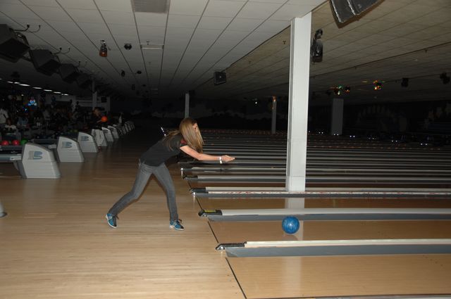 104-AHJF-Bowling-2-17-08-DeRosaPhoto.JPG