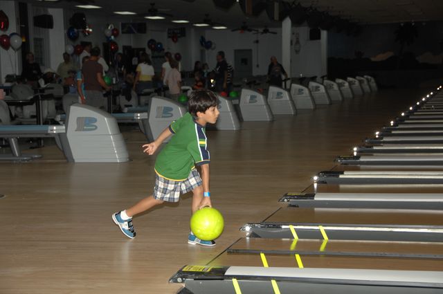 112-AHJF-Bowling-2-17-08-DeRosaPhoto.JPG