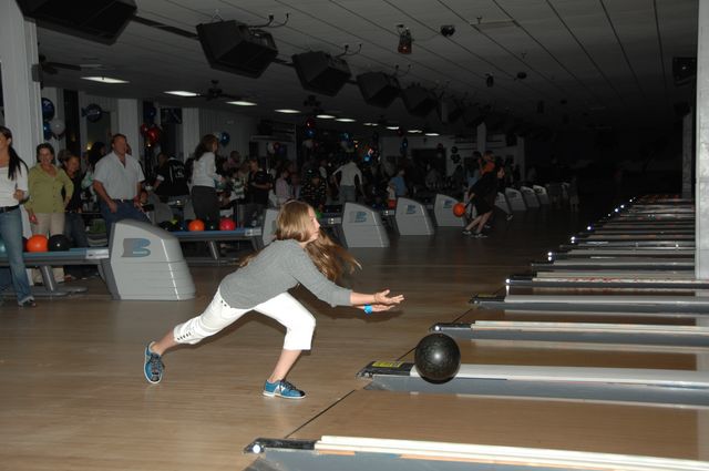 134-AHJF-Bowling-2-17-08-DeRosaPhoto.JPG