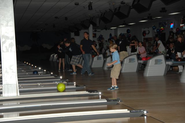 160-AHJF-Bowling-2-17-08-DeRosaPhoto.JPG