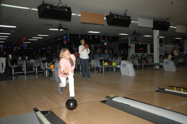 229-AHJF-Bowling-2-17-08-DeRosaPhoto.JPG