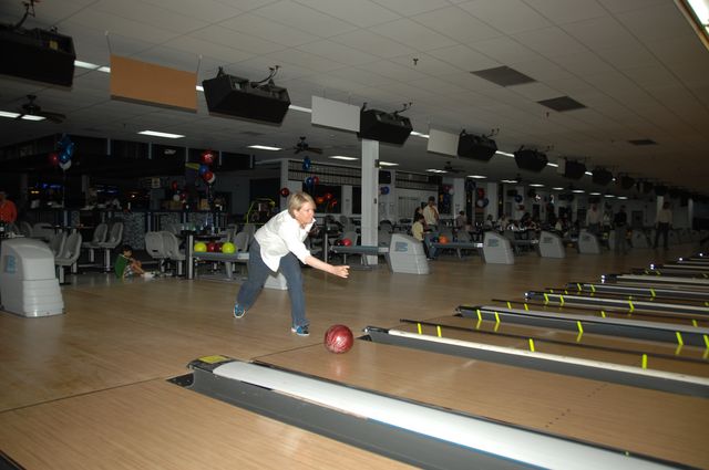 230-AHJF-Bowling-2-17-08-DeRosaPhoto.JPG