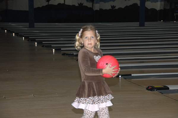 AHJF-Bowling-2-14-10-091-DDeRosaPhoto.jpg