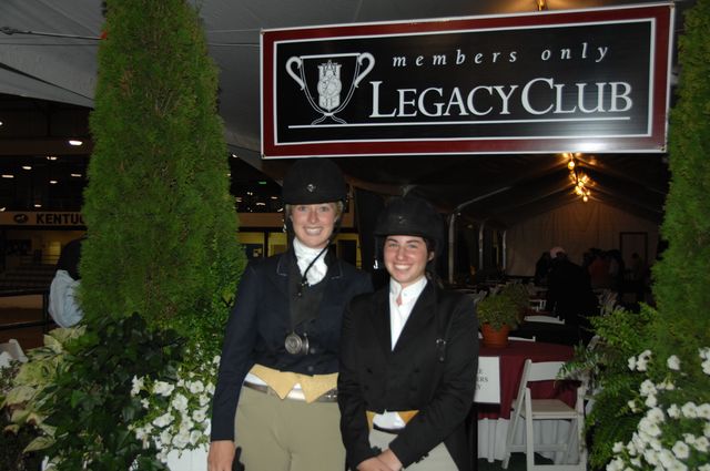 1828-EmilyWygod-JenniferWaxman-LegacyCup-NonPro3'FinalsAwards-5-16-08-DeRosaPhoto.JPG
