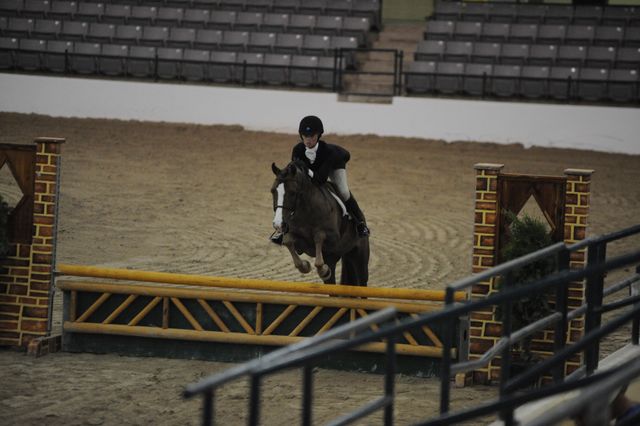 2195-MindYourStep-BrittniRaflowitz-LegacyCup-PonyFinals-5-17-08-DeRosaPhoto.jpg