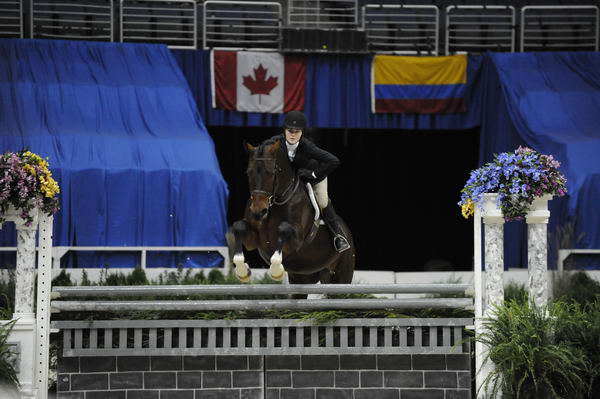 WIHS-10-23-10-DER_8456-Bishonen-SamanthaSchaefer-DDeRosaPhoto.jpg