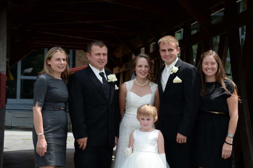 Beth2 Wedding-7-28-13-0127-DDeRosaPhoto