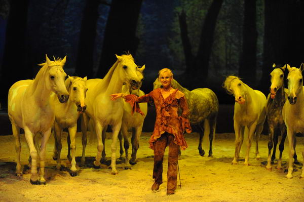 Cavalia-6-8-10-280-DDeRosaPhoto.jpg