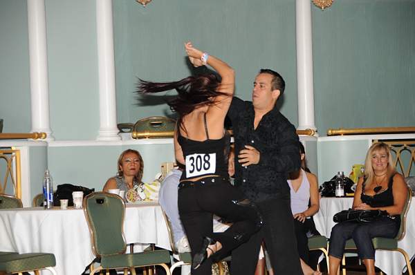 Dancing-9-5-09-NYHustleCongress-98-DDeRosaPhoto.jpg