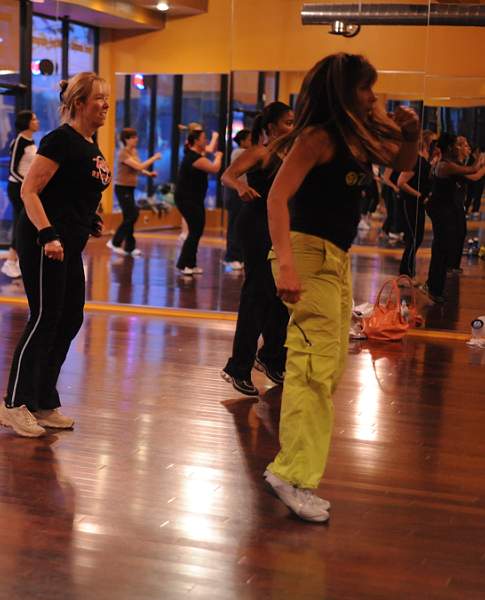 BUCD-Zumba-5-14-09-40-DDeRosaPhoto.jpg