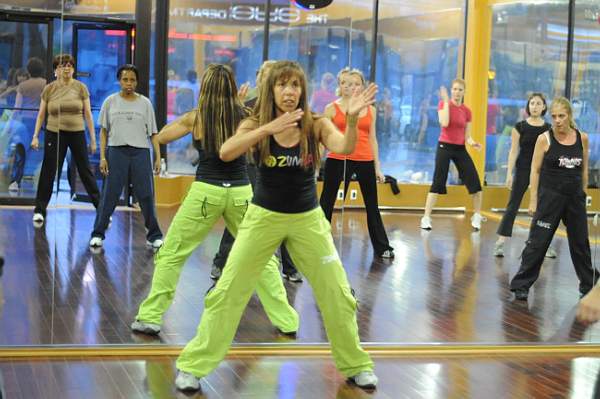 BUCD-Zumba-5-14-09-48-DDeRosaPhoto.jpg