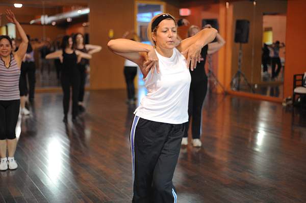 BUCD-Zumba-5-2-09-19-DDeRosaPhoto.jpg