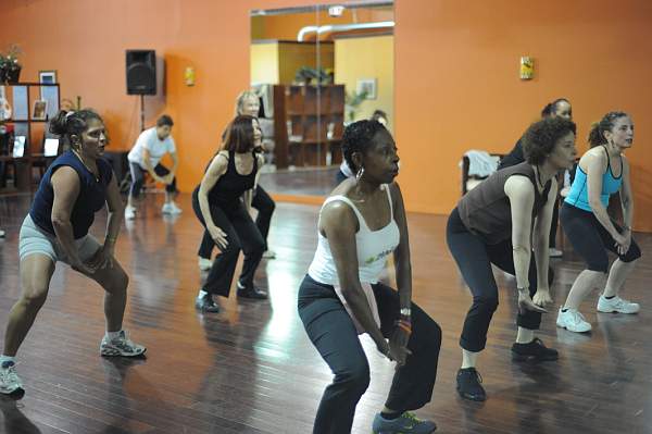 BUCD-Zumba-5-2-09-5-DDeRosaPhoto.jpg