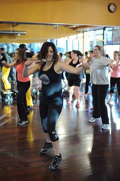 BUCD-Zumba-5-21-09-16-DDeRosaPhoto.jpg