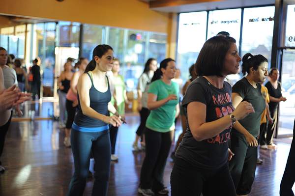 BUCD-Zumba-5-21-09-31-DDeRosaPhoto.jpg