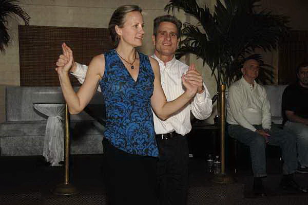 Dancing-5-14-09-95-DDeRosaPhoto.jpg