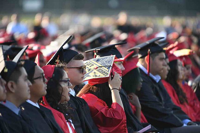 Pat-Med-Graduation-6-22-17-8760-DDeRosaPhoto