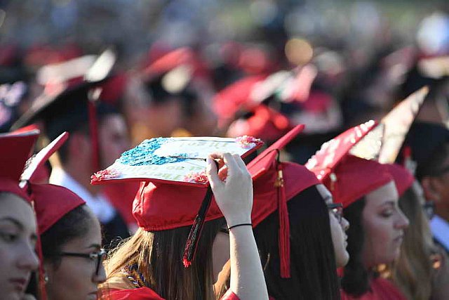 Pat-Med-Graduation-6-22-17-8761-DDeRosaPhoto