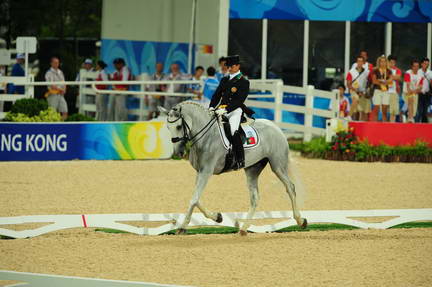 HKD-8-14-08-0729-MiguelRalaoDuarte-Oxalis-POR-DeRosaPhoto.jpg