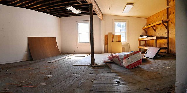 APARTMENT PANORAMA ABOVE BODYSHOP