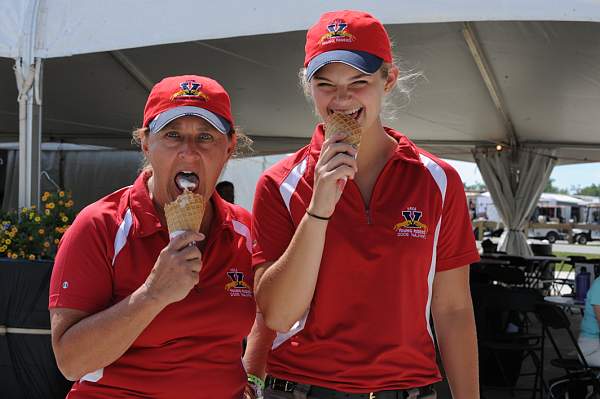 0613-NAJYRC-7-26-09-Candids-DDeRosaPhoto.jpg