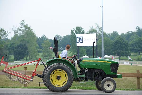 0787-NAJYRC-7-24-09-Setup-DDeRosaPhoto.jpg