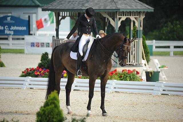 NAJYRC-7-30-11-DR-Freestyle-7593-AlexandraKitchen-GuardianAngel-DDeRosaPhoto.JPG