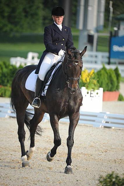 NAJYRC-7-30-11-DR-Freestyle-7633-AlexandraDvorak-Fling-DDeRosaPhoto.JPG