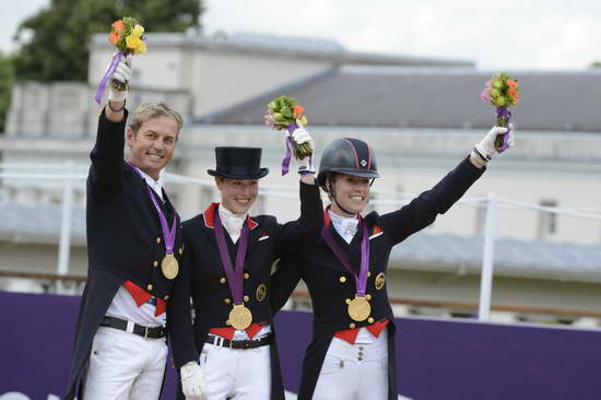 Gold-CarlHester-LauraBechtolsheimer-CharlotteDujardin-GBR-Olympics-8-7-12-DRE-GPS-4407-DDeRosaPhoto