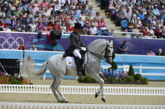 Olympics-DRE-GP-8-3-12-3077-JuanManuelMunozDiaz-Fuego-ESP-DDeRosaPhoto