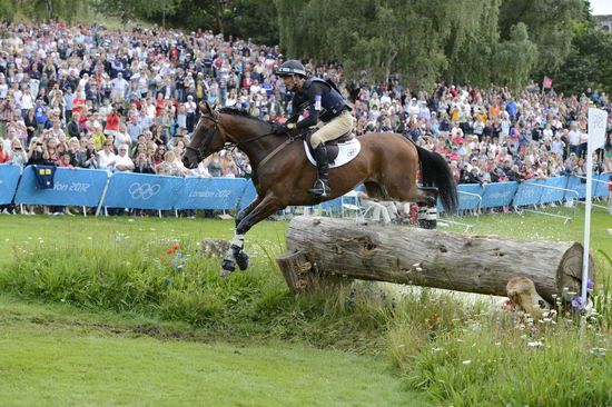 Olympics-EV-XC-7-30-12-6623-MarkTodd-Campino-NZL-DDeRosaPhoto