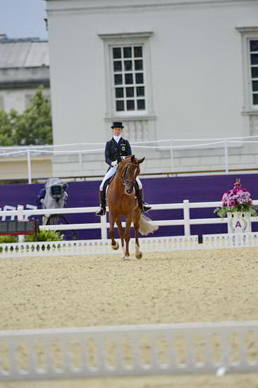 Olympics-EV-DRE-7-29-12-3181-SandraAuffarth-OpgunLouvo-GER-DDeRosaPhoto