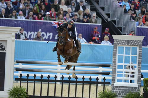 Olympics-EV-SJ-7-31-12-7582-SandraAuffarth-OpgunLouvo-GER-DDeRosaPhoto