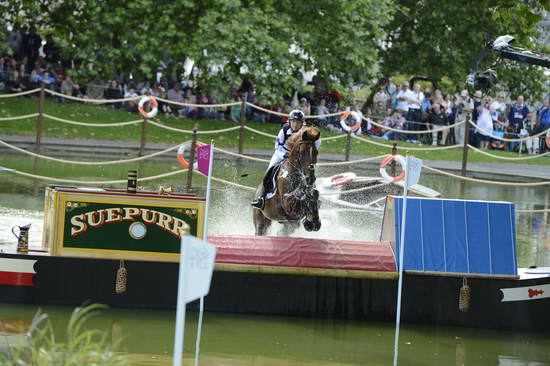 Olympics-EV-XC-7-30-12-5726-SandraAuffarth-OpgunLouvo-GER-DDeRosaPhoto