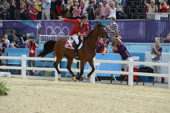 Gold-SteveGuerdat-NinoDesBuissonnets-Olympics-8-8-12-SJ-Ind-Medals-6742-DDeRosaPhoto