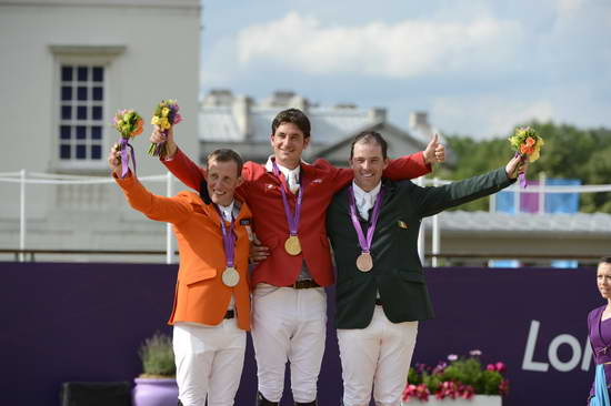 Schroder-Guerdat-OConnor-Olympics-8-8-12-SJ-Ind-Medals-6675-DDeRosaPhoto