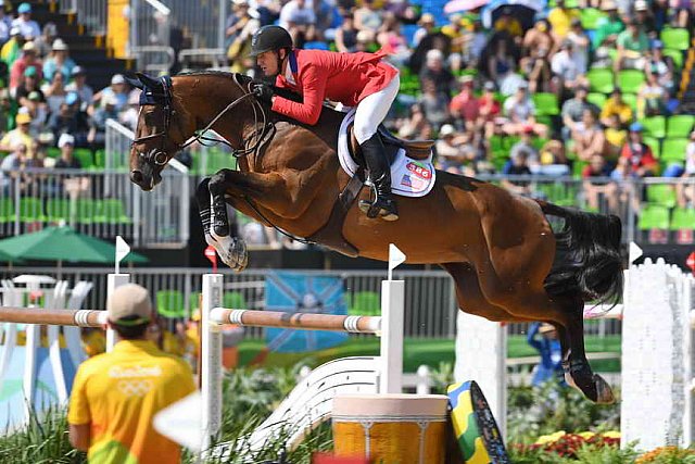 Olympics-RIO-SJ-3rdQual-RND2TM-7540-McLainWard-Azur-USA-DDeRosaPhoto