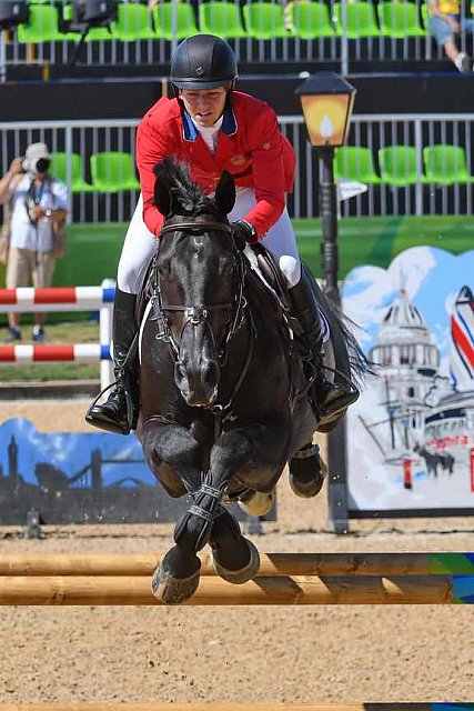 Olympics-RIO-SJ-1stQuall-8-14-16-7498-BeezieMadden-CortesC-USA-DDeRosaPhoto