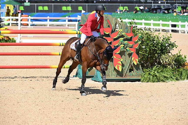 Olympics-RIO-SJ-2ndQual-Rnd1TM-8-16-16-2642-KentFarrington-Voyeur-USA-DDeRosaPhoto