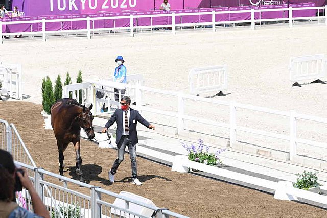 OLY-2020-DRESSAGE-JOG-7-24-21-0765-108-ALEXA FAIRCHILD-DABANOS D'04-BEL-DDEROSAPHOTO