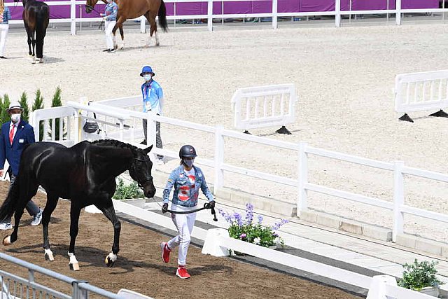 OLY-2020-DRESSAGE-JOG-7-24-21-0819-115-LALIBERTE MOREIRA-STATESMAN-CAN-DDEROSAPHOTO