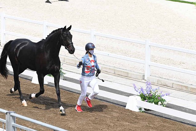 OLY-2020-DRESSAGE-JOG-7-24-21-0823-115-LALIBERTE MOREIRA-STATESMAN-CAN-DDEROSAPHOTO