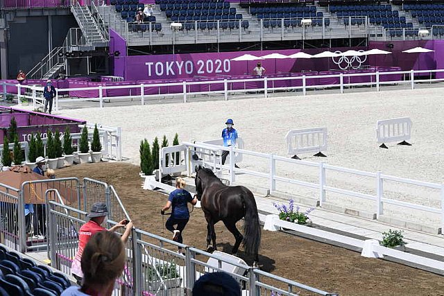 OLY-2020-DRESSAGE-JOG-7-24-21-1069-141-HEIKE HOLSTEIN-SAMBUCA-IRL-DDEROSAPHOTO