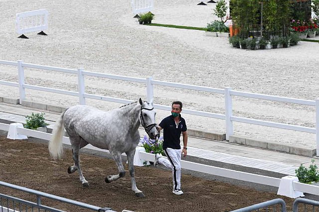 OLY-2020-DRESSAGE-JOG-7-24-21-1256-155-CARLOS PINTO-SULTAO MENEZES-POR-DDEROSAPHOTO