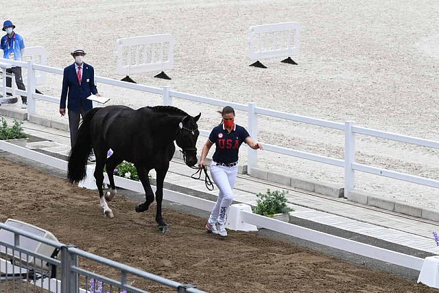 OLY-2020-DRESSAGE-JOG-7-24-21-1418-171-LYLE ADRIENNE-SALVINO-USA-DDEROSAPHOTO