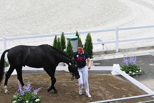 OLY-2020-DRESSAGE-JOG-7-24-21-1425-171-LYLE ADRIENNE-SALVINO-USA-DDEROSAPHOTO