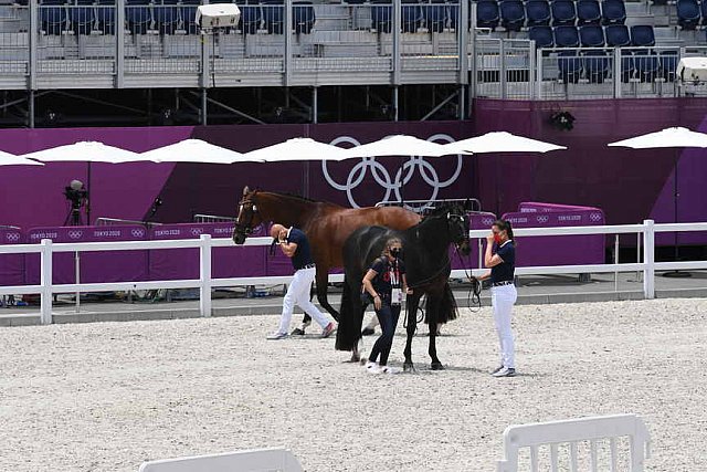 OLY-2020-DRESSAGE-JOG-7-24-21-1465-172-STEFFEN PETERS-SUPPERKASPER-USA-DDEROSAPHOTO